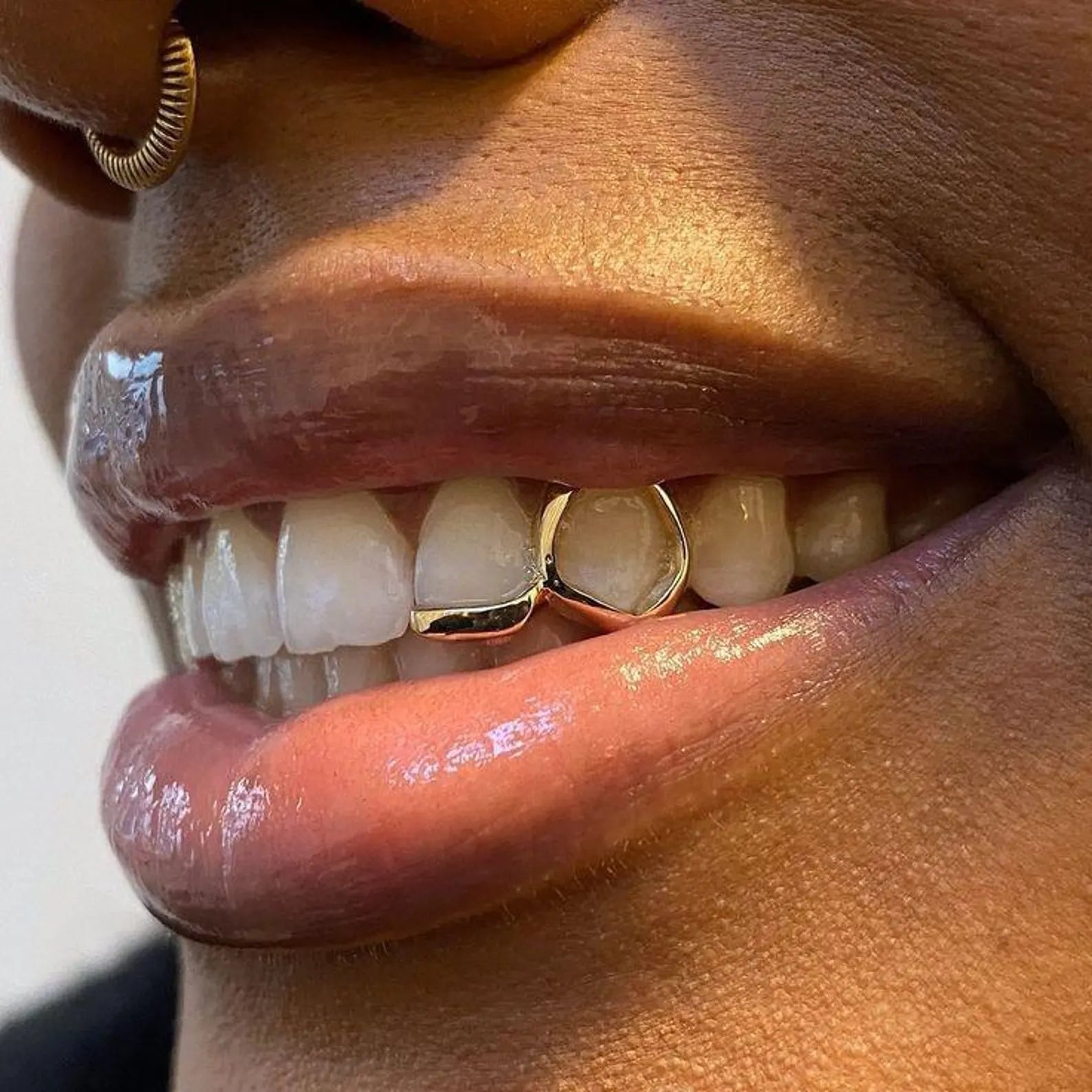 925 Silver & 10K – 18K Real Solid Gold 2 Teeth Fangs Or 4 Teeth Custom Made Grillz with Free Mold kit and Shipping